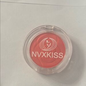 Kiss Coral Blush